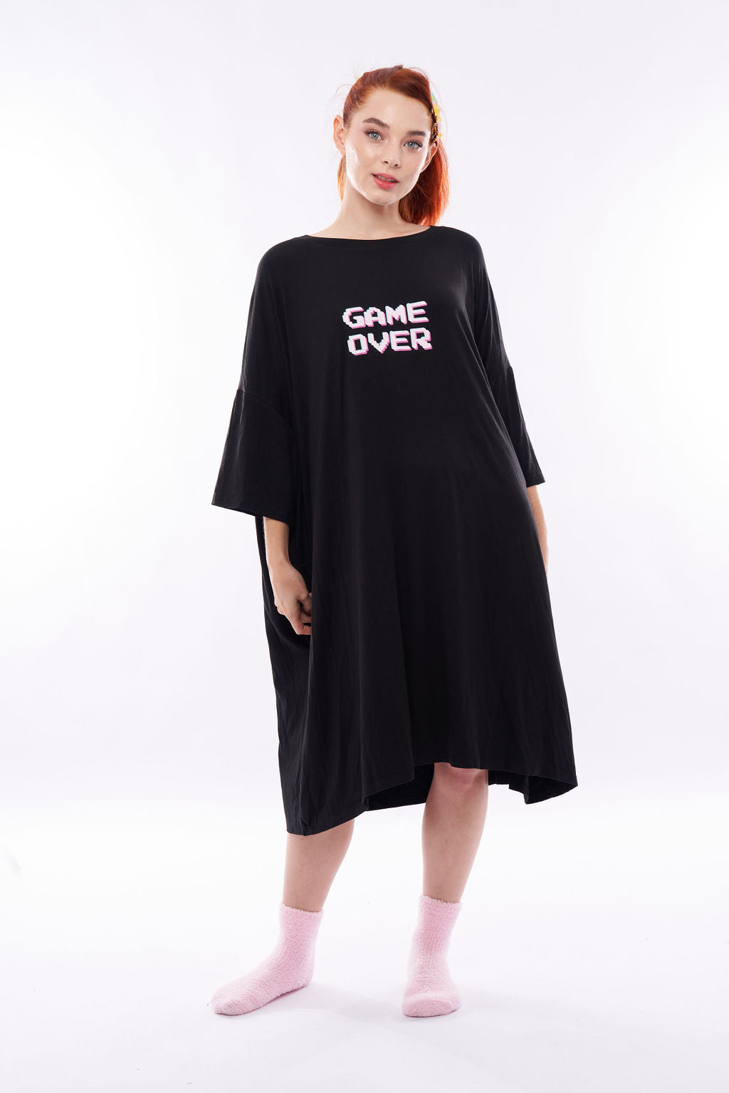 Bamboo oversized tshirt black game over two pockets full length